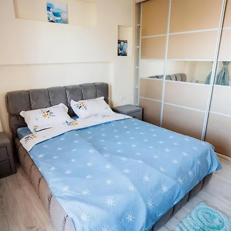 A&j Apartment *